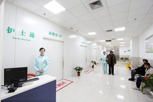 重慶市九龍坡區(qū)建設(shè)醫(yī)院使用景泰源LED平板凈化燈